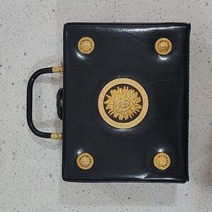 NWOT Tango Vintage Black Madusa Gold. EDSL Ornament Handbag With Shoulder Strap